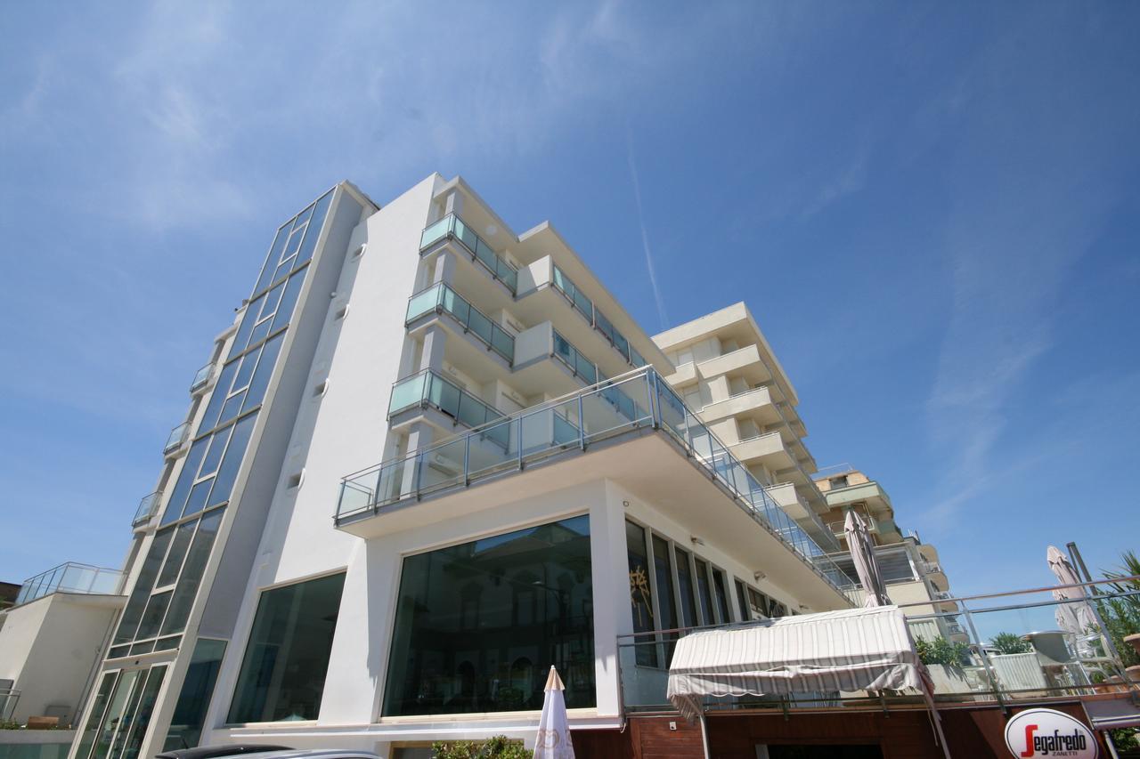 Hotel Excelsior Cattolica Luaran gambar